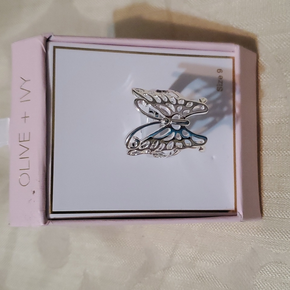 Olive + Ivy Butterfly 🦋 Ring
